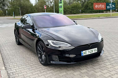 Лифтбек Tesla Model S 2019 в Днепре