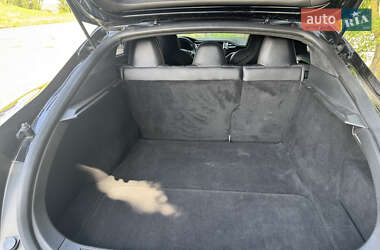 Лифтбек Tesla Model S 2016 в 