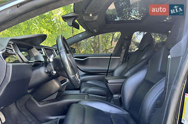 Лифтбек Tesla Model S 2016 в 