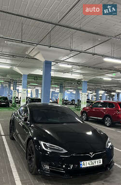 Лифтбек Tesla Model S 2017 в Белой Церкви