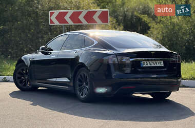 Лифтбек Tesla Model S 2016 в 