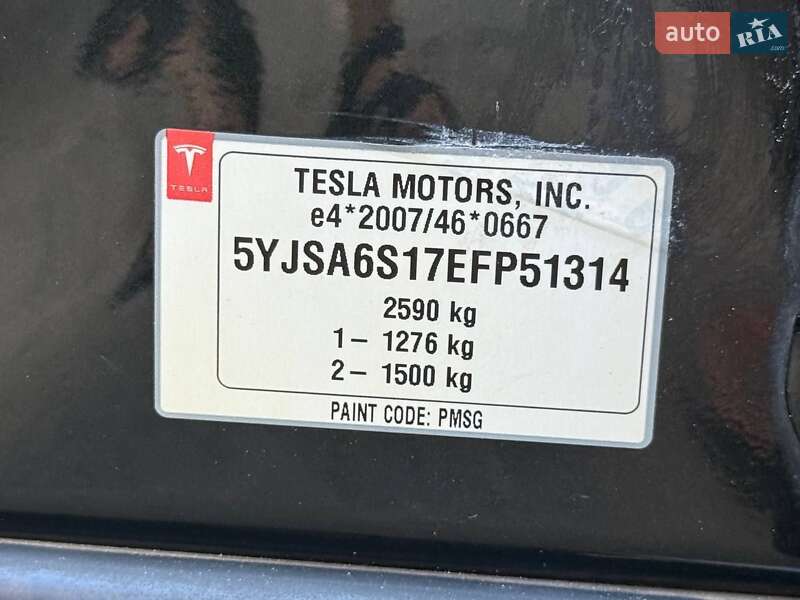 Лифтбек Tesla Model S 2014 в Запорожье