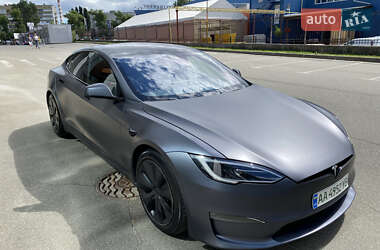 Лифтбек Tesla Model S 2022 в 