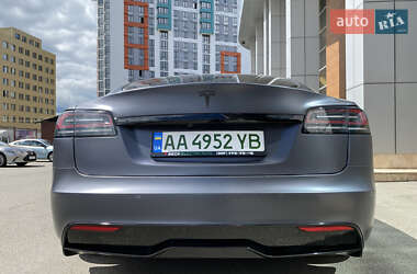 Лифтбек Tesla Model S 2022 в 