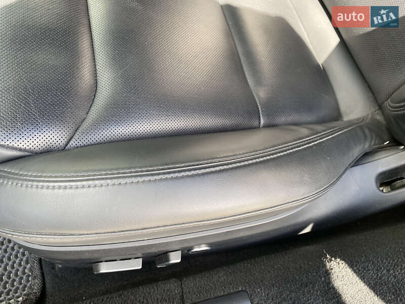 Лифтбек Tesla Model S 2022 в Киеве фото 37 Лифтбек Tesla Model S 2022 в Киеве