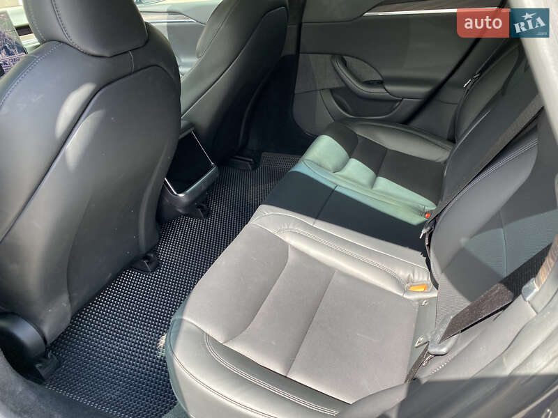 Лифтбек Tesla Model S 2022 в Киеве фото 45 Лифтбек Tesla Model S 2022 в Киеве