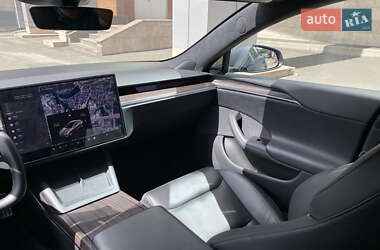 Лифтбек Tesla Model S 2022 в 