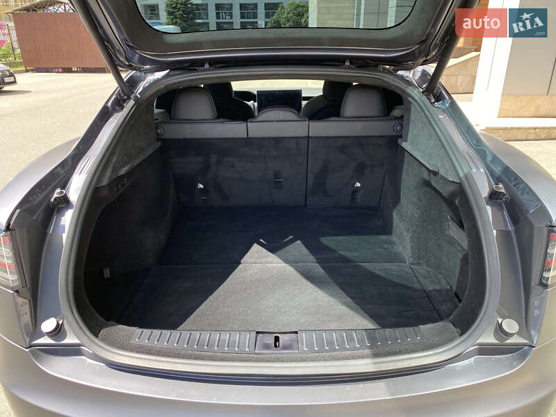 Лифтбек Tesla Model S 2022 в Киеве фото 52 Лифтбек Tesla Model S 2022 в Киеве