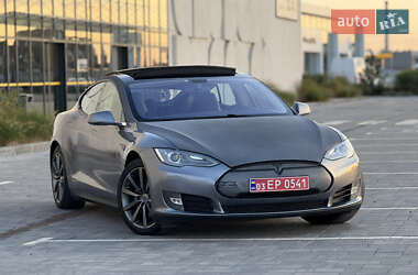 Ліфтбек Tesla Model S 2013 в Луцьку