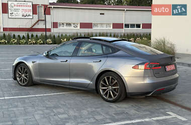 Лифтбек Tesla Model S 2013 в 