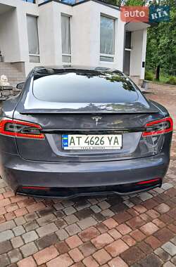 Ліфтбек Tesla Model S 2021 в 