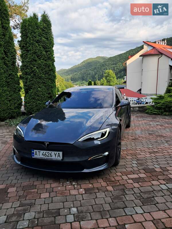 Лифтбек Tesla Model S 2021 в Коломые