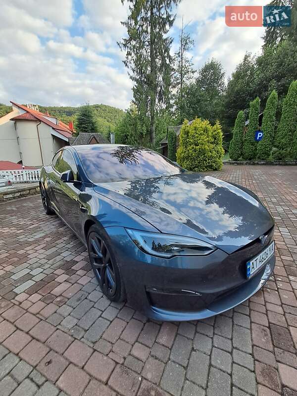 Лифтбек Tesla Model S 2021 в Коломые