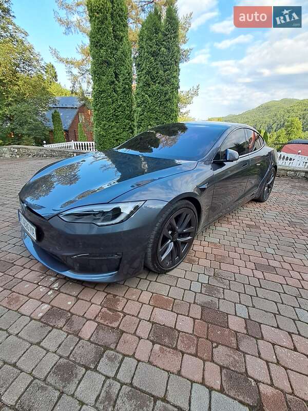 Лифтбек Tesla Model S 2021 в Коломые
