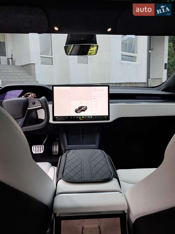 Лифтбек Tesla Model S 2021 в Коломые