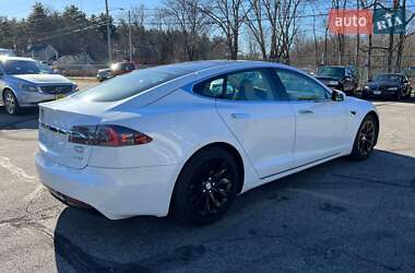 Лифтбек Tesla Model S 2017 в 