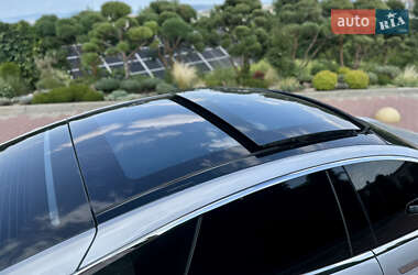 Лифтбек Tesla Model S 2015 в 