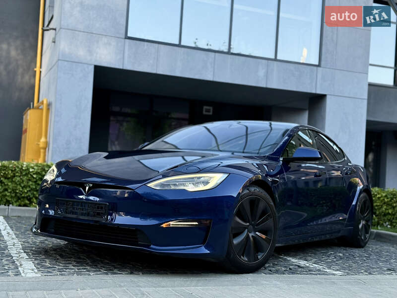 Лифтбек Tesla Model S 2021 в 