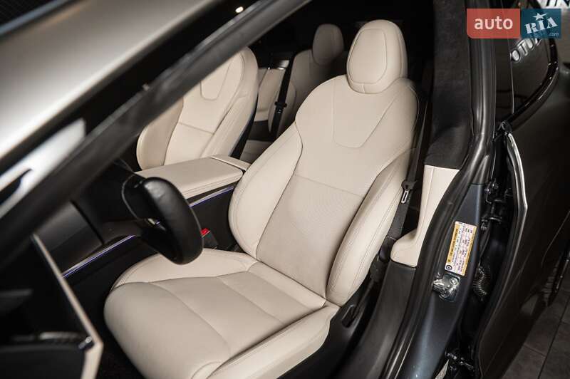 Ліфтбек Tesla Model S 2021 в Одесі фото 41 Ліфтбек Tesla Model S 2021 в Одесі