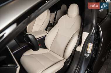 Лифтбек Tesla Model S 2021 в 
