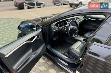Ліфтбек Tesla Model S 2017 в 