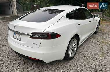 Лифтбек Tesla Model S 2016 в 