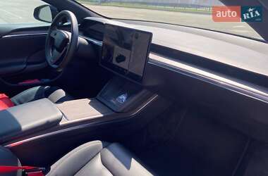 Лифтбек Tesla Model S 2021 в 