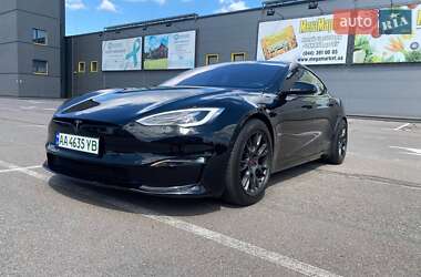 Лифтбек Tesla Model S 2021 в 