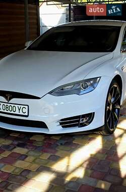 Ліфтбек Tesla Model S 2013 в Львові