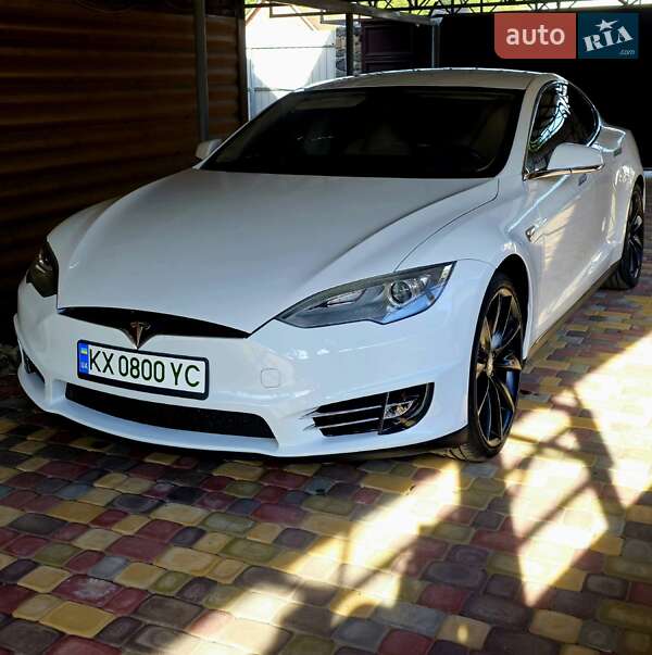 Лифтбек Tesla Model S 2013 в Харькове