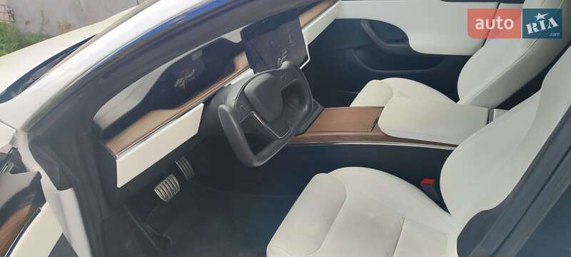 Лифтбек Tesla Model S 2022 в Киеве