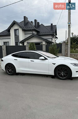 Лифтбек Tesla Model S 2022 в 