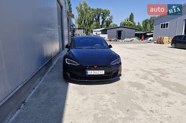 Лифтбек Tesla Model S 2020 в 