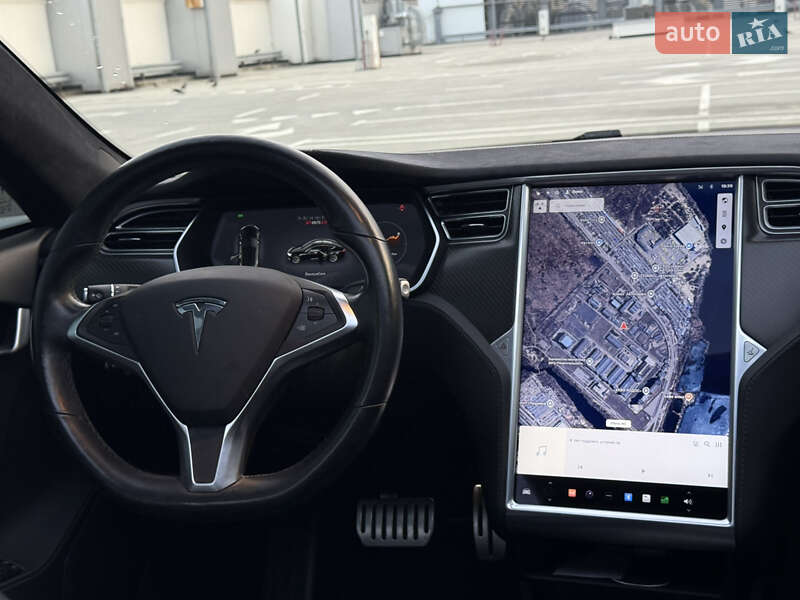 Лифтбек Tesla Model S 2014 в Киеве
