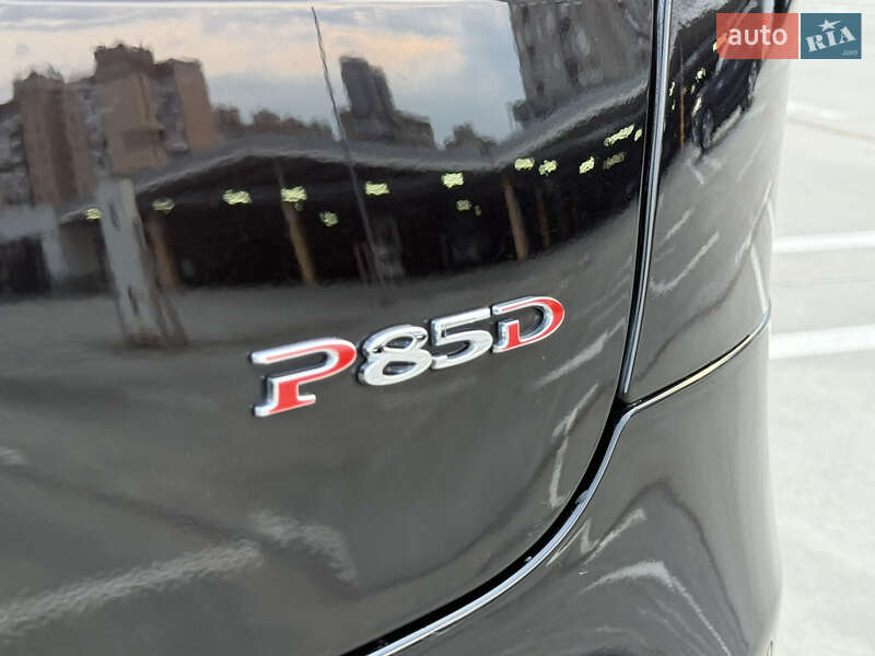 Лифтбек Tesla Model S 2014 в Киеве
