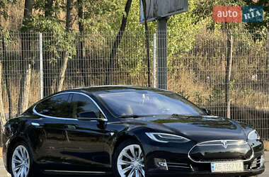 Лифтбек Tesla Model S 2013 в 