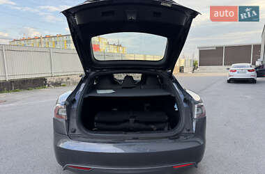 Ліфтбек Tesla Model S 2015 в 