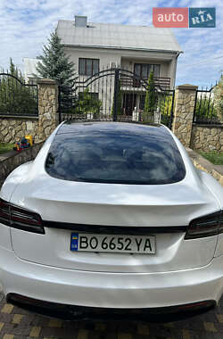Лифтбек Tesla Model S 2021 в 