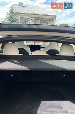 Лифтбек Tesla Model S 2021 в 