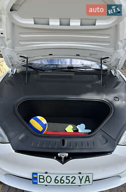 Лифтбек Tesla Model S 2021 в 