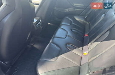Ліфтбек Tesla Model S 2014 в 