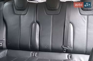 Лифтбек Tesla Model S 2013 в 
