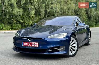 Лифтбек Tesla Model S 2017 в 