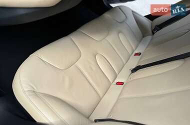 Лифтбек Tesla Model S 2017 в 