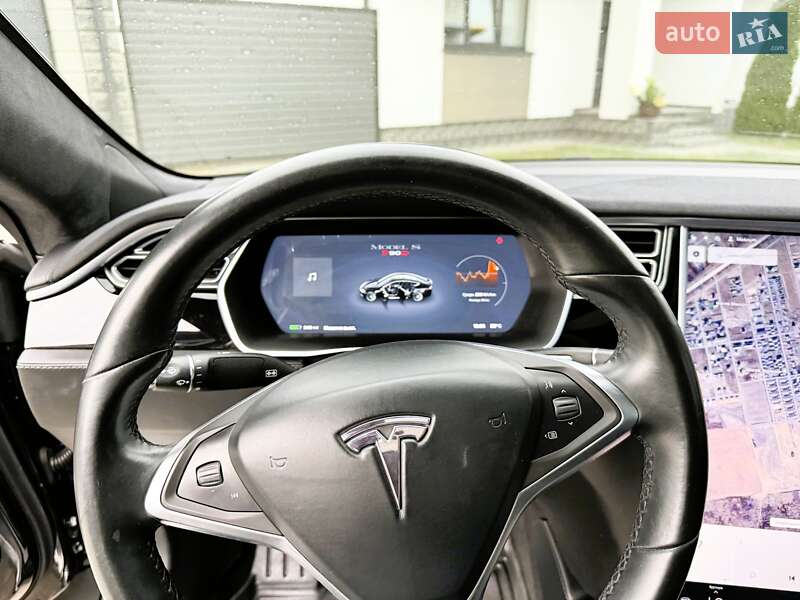 Лифтбек Tesla Model S 2016 в Ровно фото 31 Лифтбек Tesla Model S 2016 в Ровно