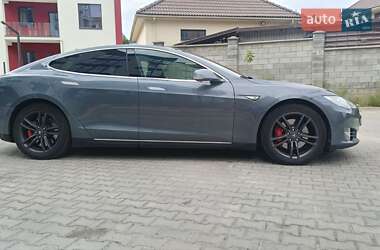 Ліфтбек Tesla Model S 2014 в 