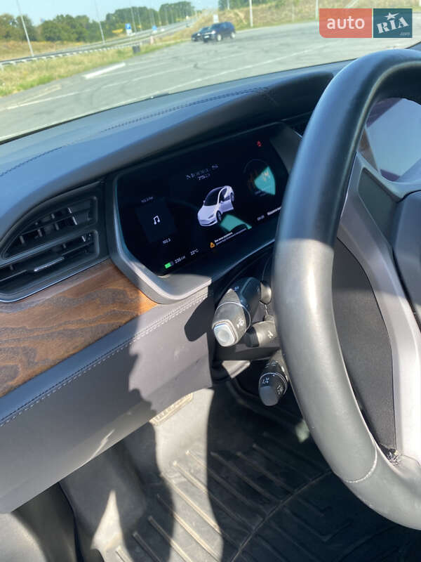 Лифтбек Tesla Model S 2018 в Полтаве