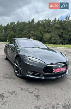 Лифтбек Tesla Model S 2014 в 