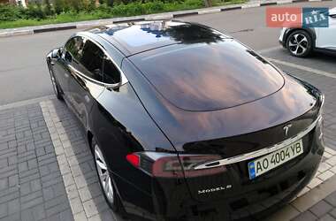 Лифтбек Tesla Model S 2019 в 