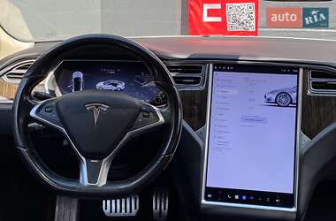 Лифтбек Tesla Model S 2013 в 